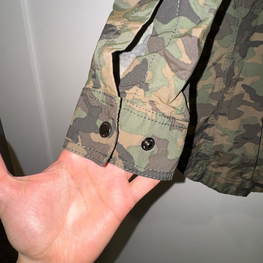 Columbia Green Camouflage Parka - Picture 5 of 7